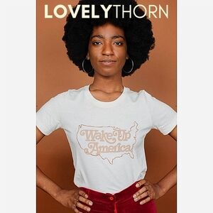 THE BEE & THE FOX // wake up America tee